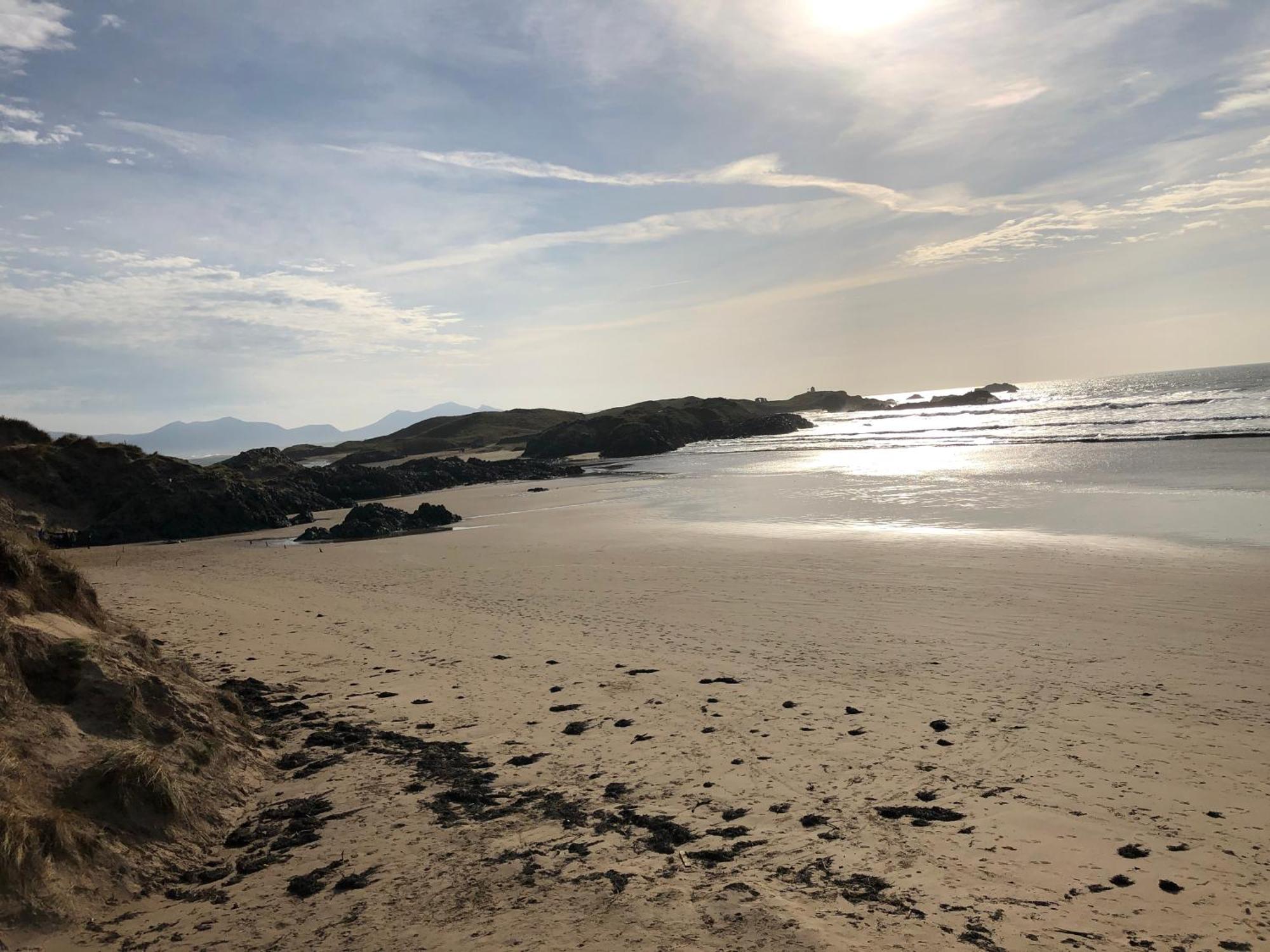 Llanw Malltraeth - Malltraeth Tides Llangadwaladr  외부 사진